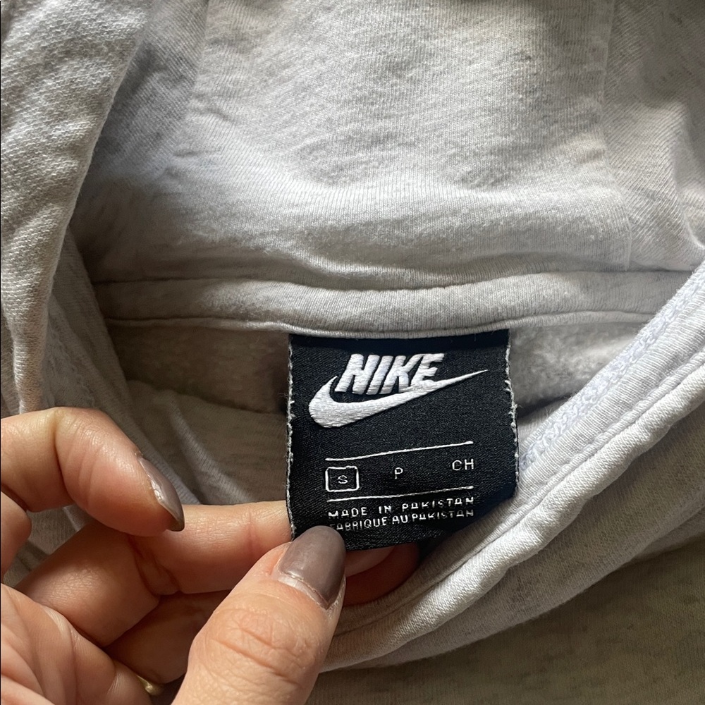 Nike Light Gray Pullover Hoodie - Picture 2 of 7